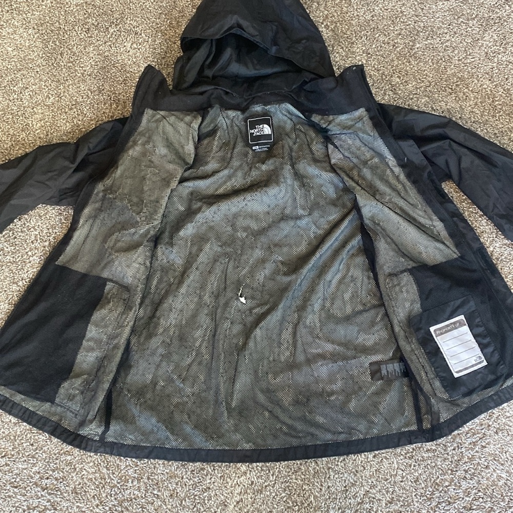 The North Face Black Hooded Big Boys Waterproof Rain Jacket, Boy’s L - Picture 12 of 16